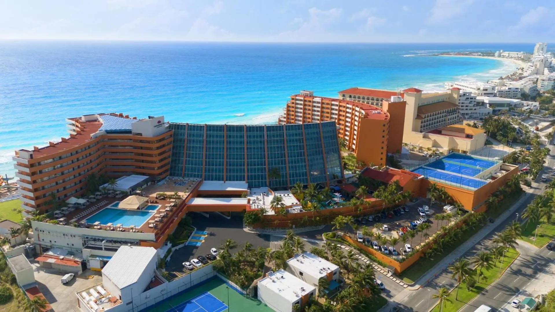 Crown Paradise Club Cancun Mexico
